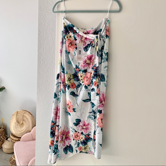 Yumi Kim Live it Up Wrap Midi Skirt - Picture 3 of 5